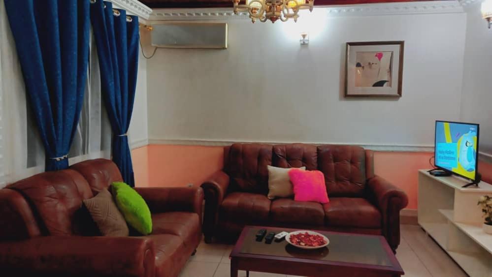 Appartement Meuble 3Ch Yaounde Omnisport - Tigson מראה חיצוני תמונה