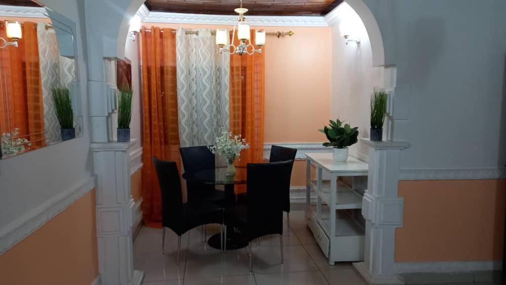 Appartement Meuble 3Ch Yaounde Omnisport - Tigson מראה חיצוני תמונה